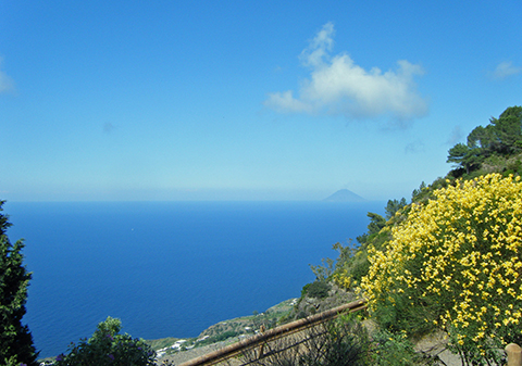 Stromboli.XM
